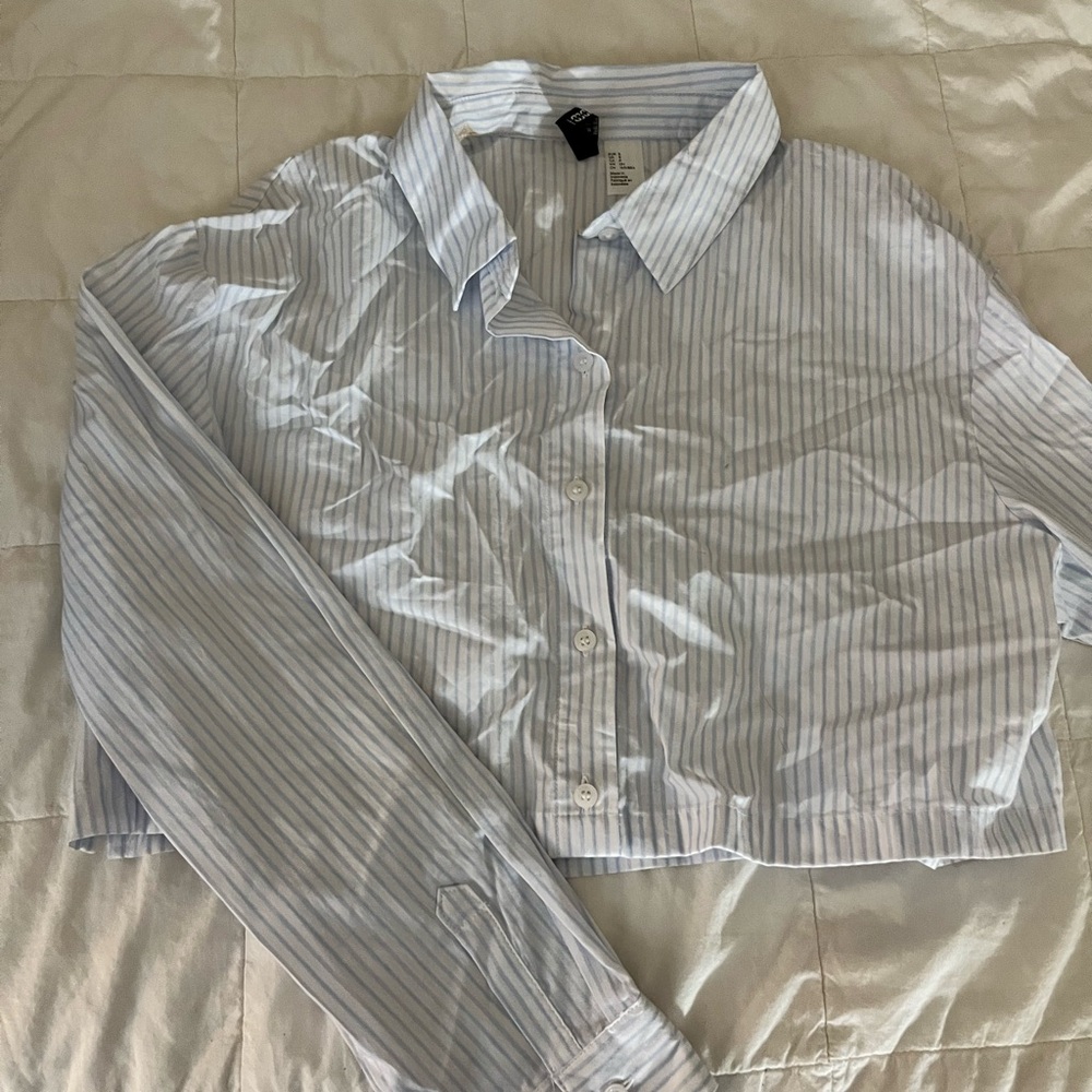 Divided Blue and White Striped Cropped Shirt